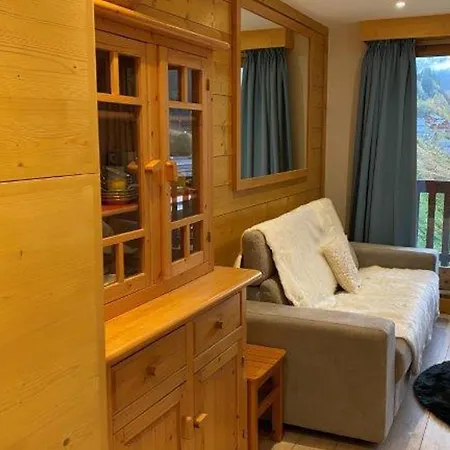 A Meribel, Bien Equipe, 4 Pers, Proche Pistes Et Commerces - Fr-1-565-105 Lejlighed *